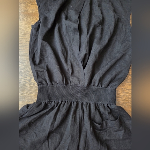 Theory Black Sleeveless Romper Sz.M - Picture 4 of 9